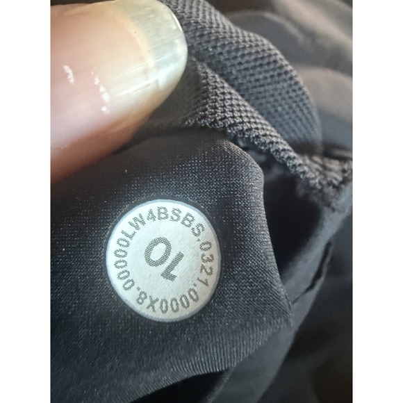 Lululemon Another Mile Black Jacket Women's 10 Running Athletic Removable Hood - Picture 8 of 8